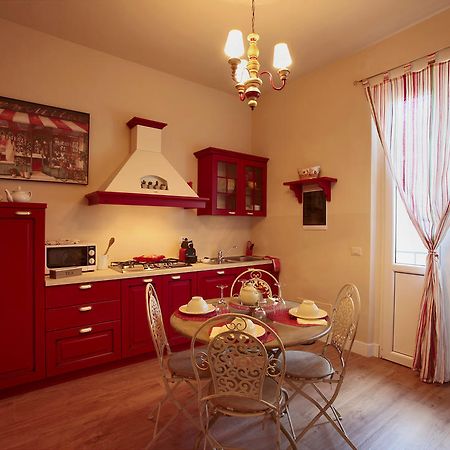 B&B Lory'S House Arezzo Exteriör bild