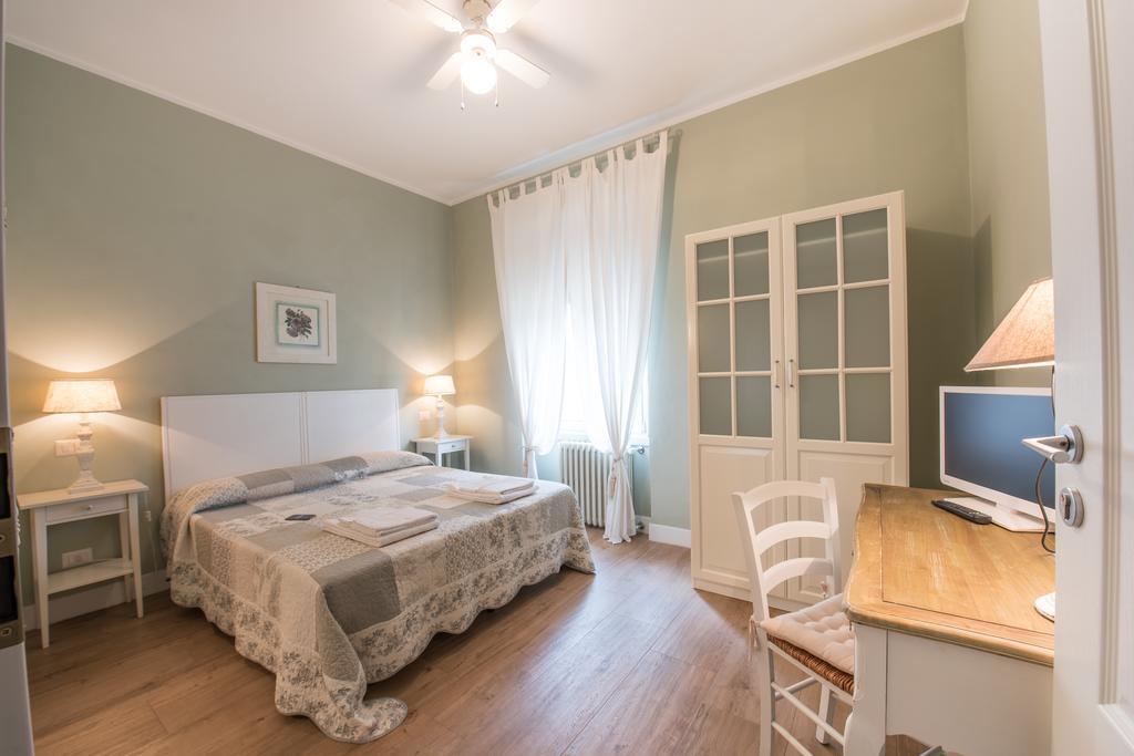 B&B Lory'S House Arezzo Rum bild