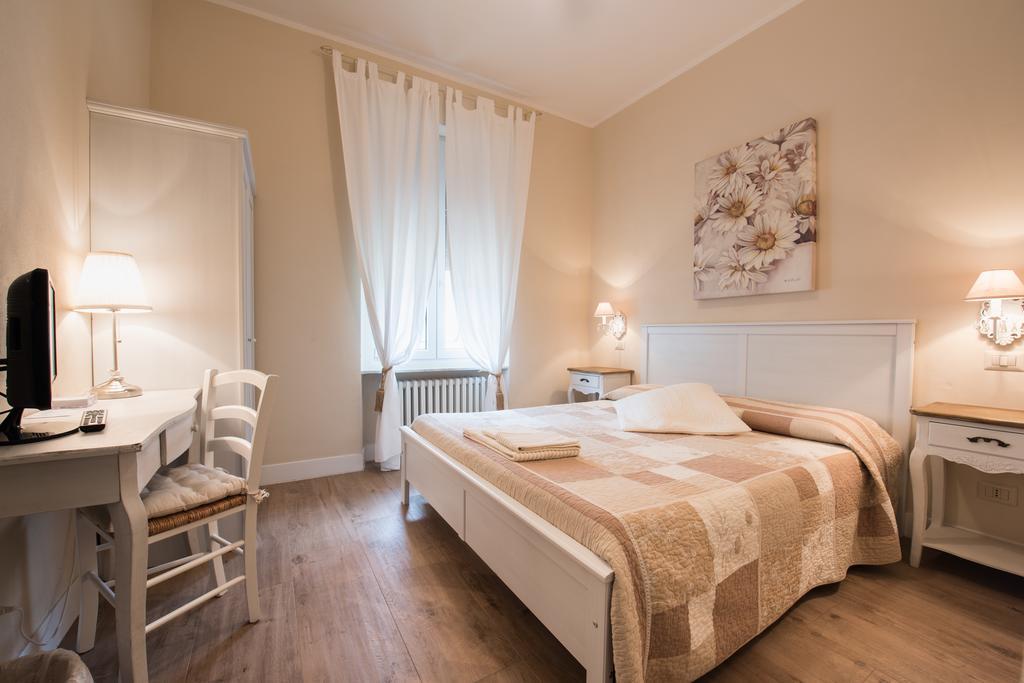 B&B Lory'S House Arezzo Rum bild